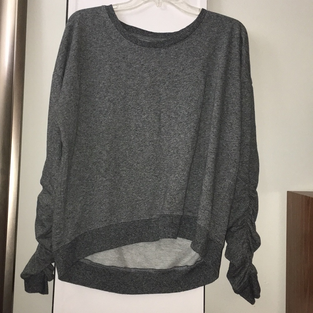 Adorable ruched sleeved sweatshirt